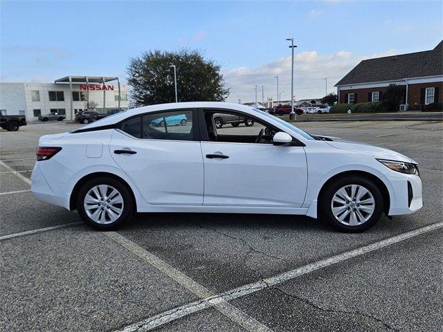 Used 2025 Nissan Sentra S image 13