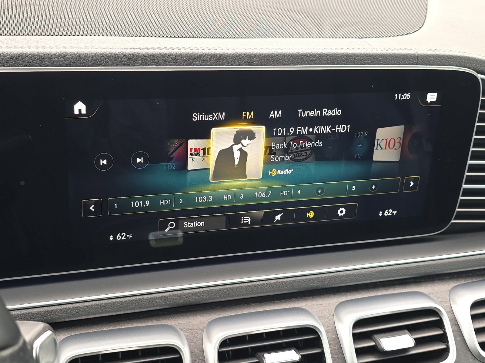 Used 2023 Mercedes-Benz GLS 580 4MATIC image 19