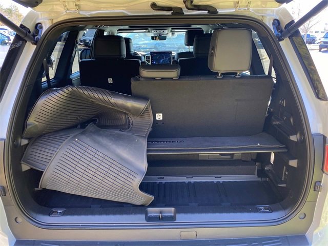 Used 2025 Toyota Sequoia Platinum image 31