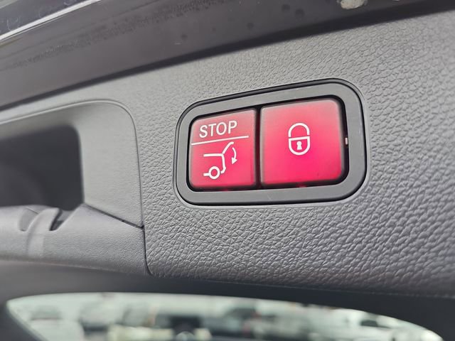 Used 2022 Mercedes-Benz GLC 300 image 13