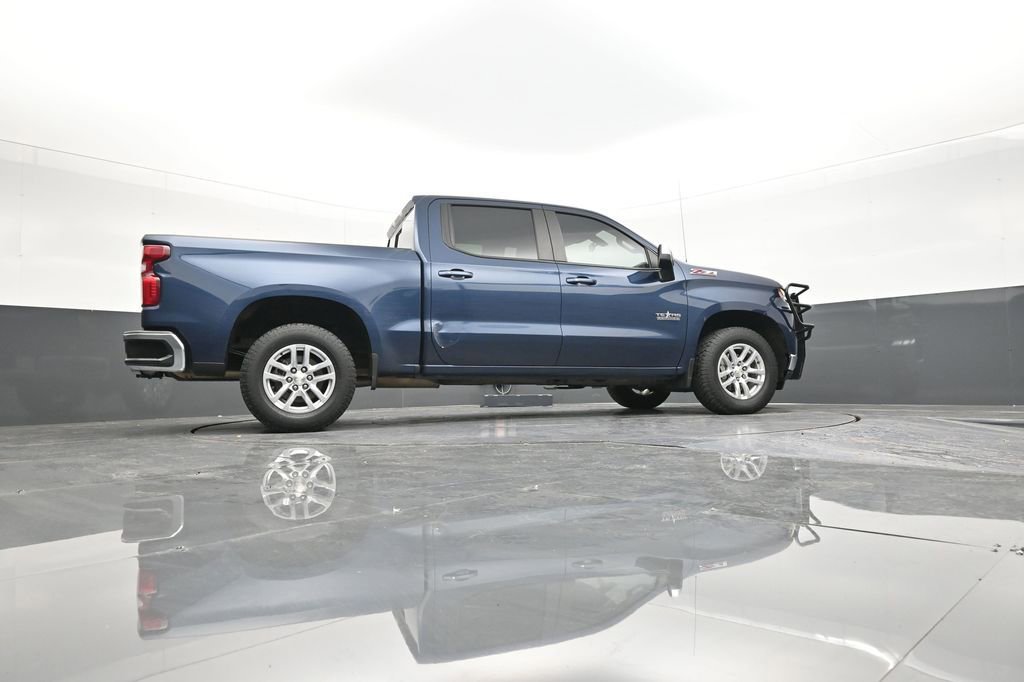 Used 2019 Chevrolet Silverado 1500 LT w/ Texas Edition image 44