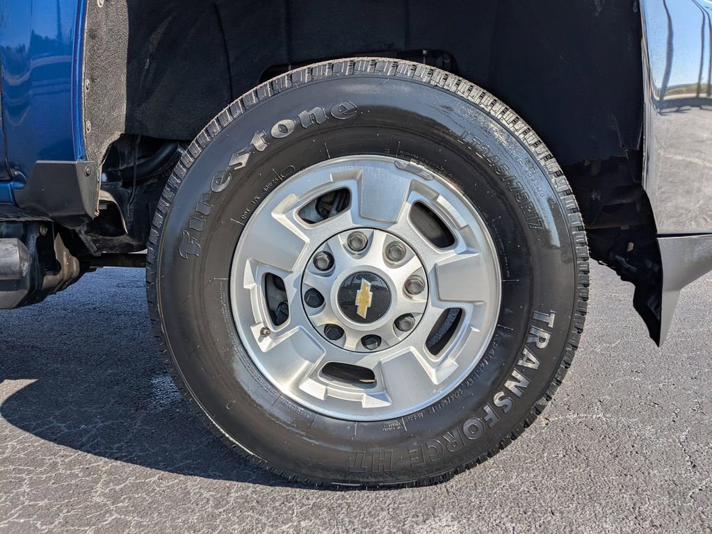 Used 2017 Chevrolet Silverado 2500 LT w/ LT Convenience Package image 11