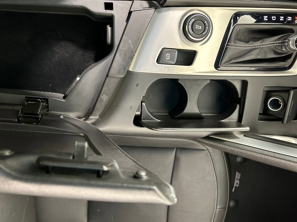 Used 2019 Chevrolet Corvette Stingray Coupe w/ 1LT image 16