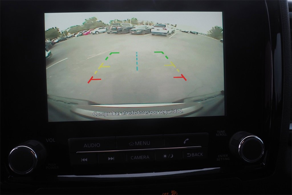 Used 2022 Nissan Frontier SV image 11