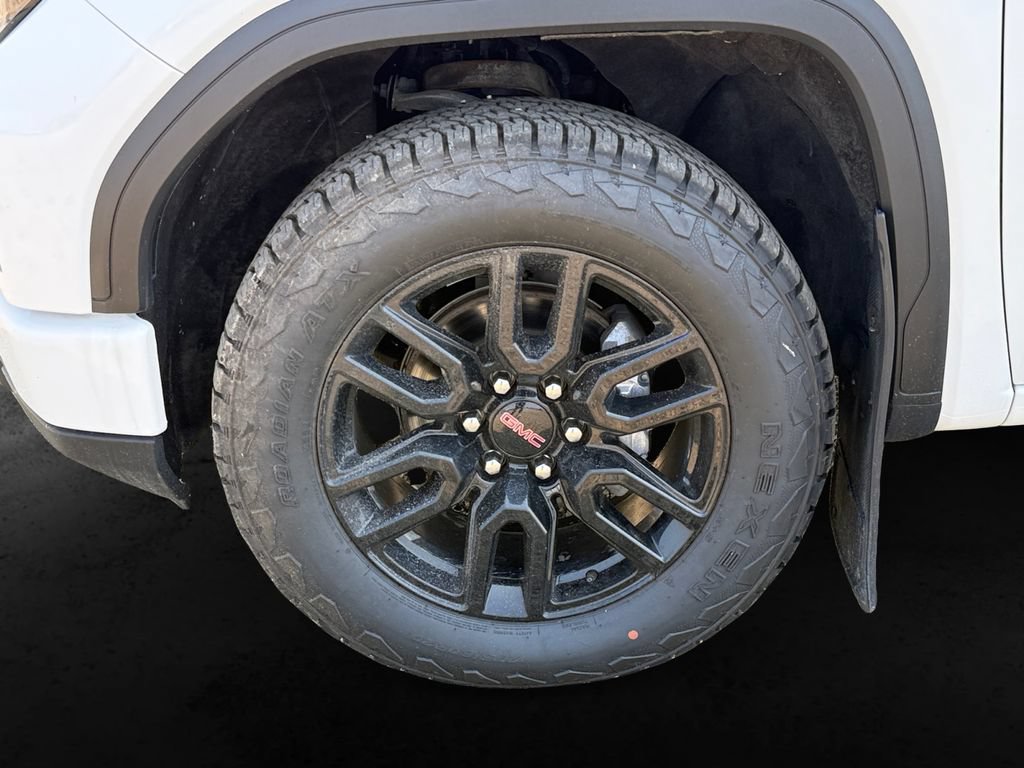 Used 2023 GMC Sierra 1500 Elevation w/ X31 Off-Road Package AWD/4WD image 13