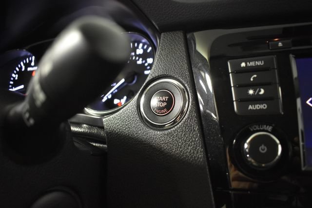 Used 2022 Nissan Rogue Sport SV AWD/4WD image 18