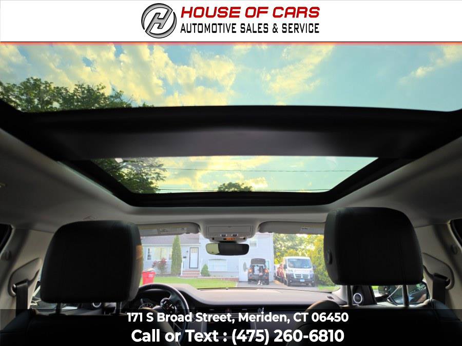 Used 2020 Land Rover Range Rover Evoque S AWD/4WD image 23