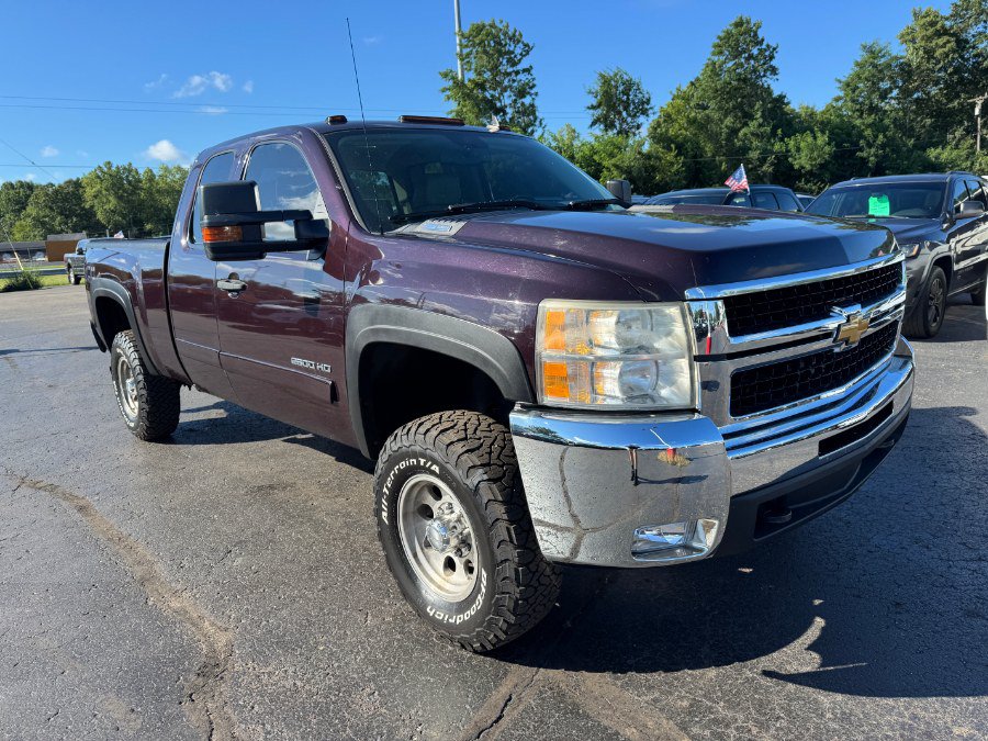 Used 2008 Chevrolet Silverado 2500 LT w/ 1LT Convenience Package AWD/4WD image 7