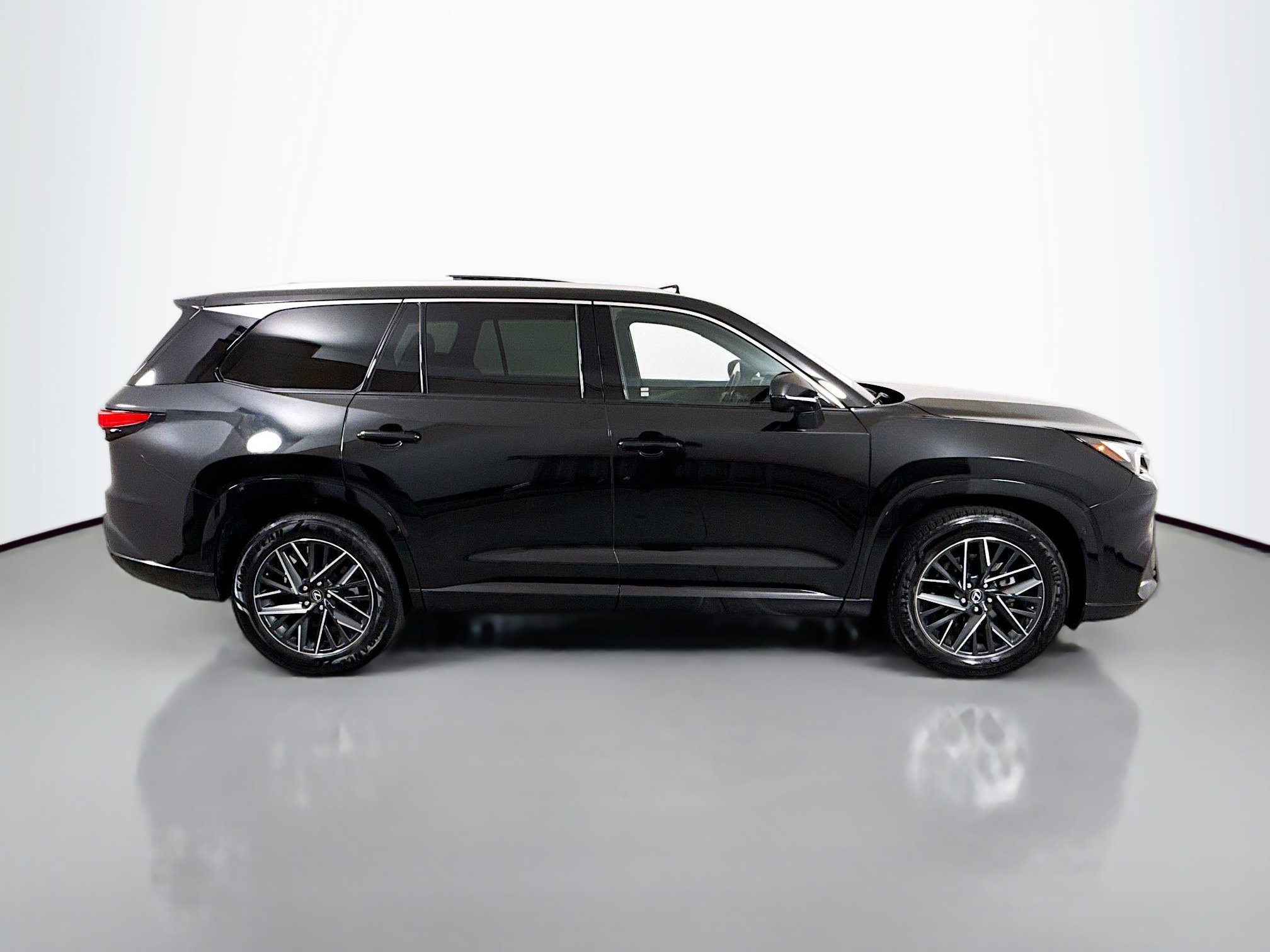 Used 2025 Lexus TX 350 AWD w/ Technology Package image 8