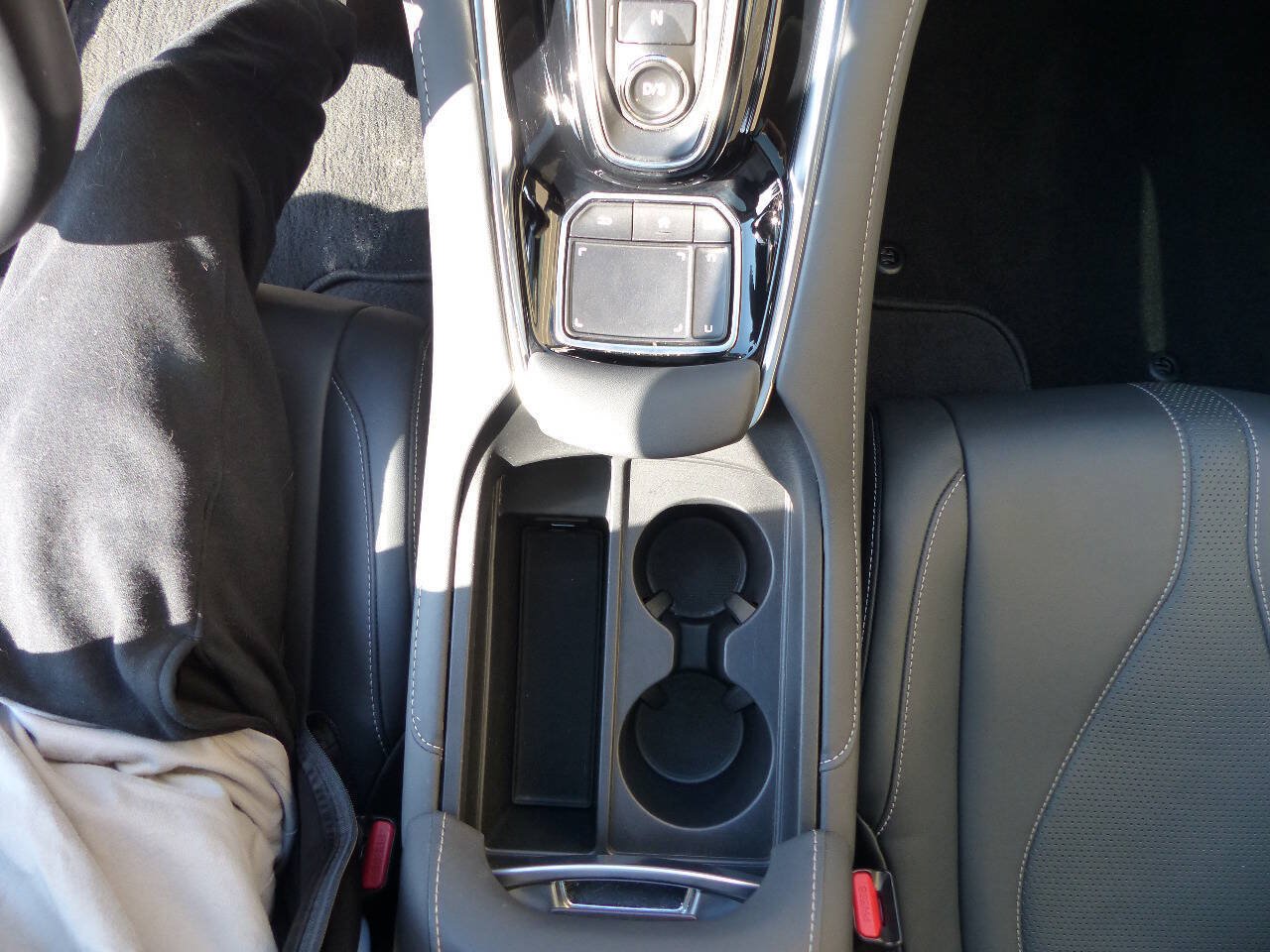 Used 2024 Acura RDX w/ Technology Package AWD/4WD image 43