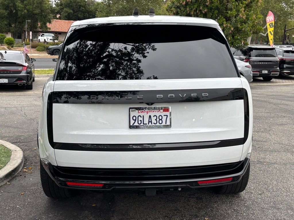 Used 2023 Land Rover Range Rover SE AWD/4WD image 8