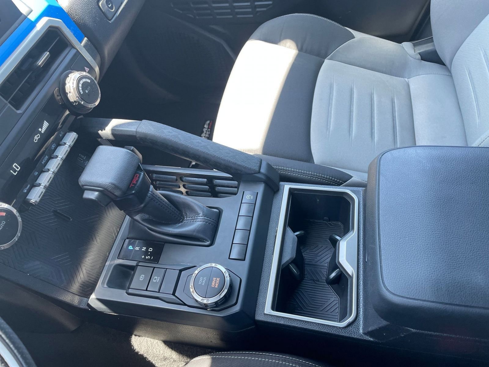 Used 2024 Toyota Tacoma TRD Sport image 40