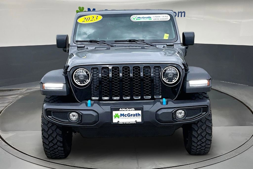 Used 2023 Jeep Wrangler Unlimited w/ Cold Weather Group AWD/4WD image 2