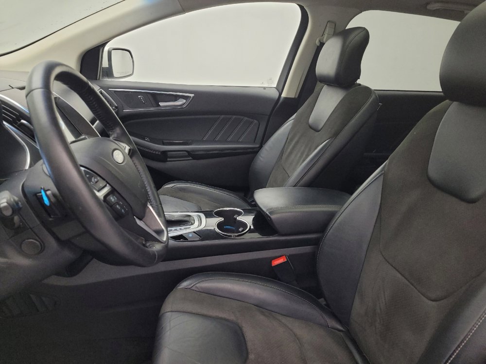 Used 2018 Ford Edge Sport w/ Equipment Group 401A AWD/4WD image 17