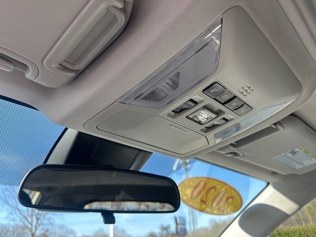 Used 2020 Toyota RAV4 XLE image 28