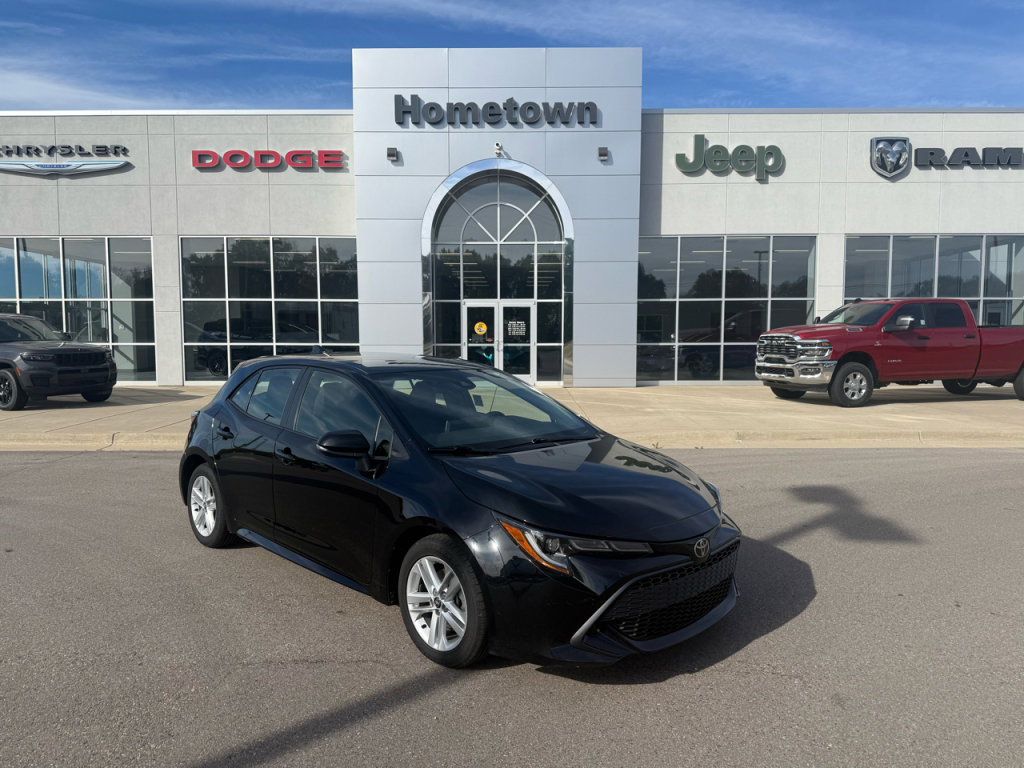 Used 2022 Toyota Corolla Hatchback video 1