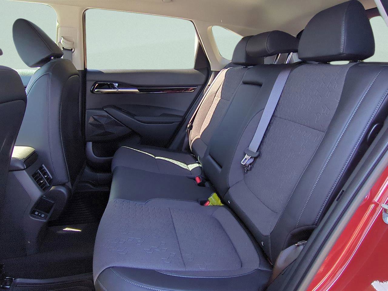 New 2026 Kia Seltos S image 14