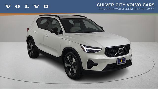 Certified 2026 Volvo XC40 B5 Plus w/ Protection Package Premier AWD/4WD image 1
