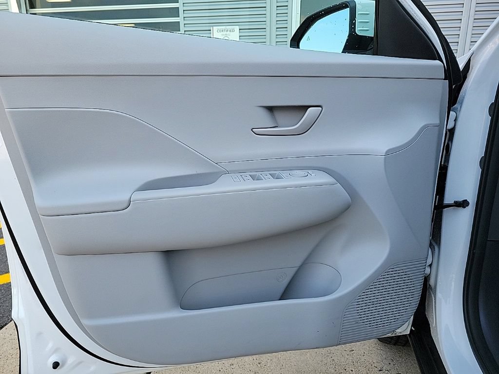 Used 2024 Hyundai Kona SEL AWD/4WD image 26