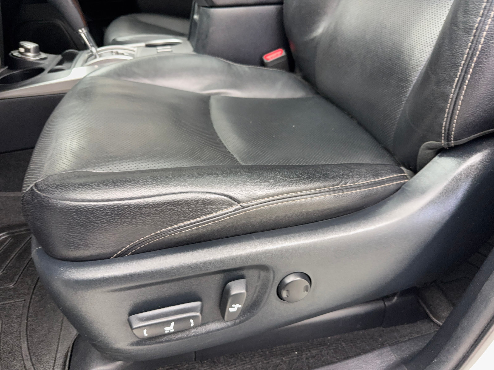Used 2022 Toyota 4Runner Limited AWD/4WD image 36