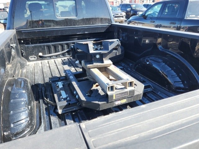 Used 2018 Ford F350 Platinum w/ Platinum Ultimate Package image 4