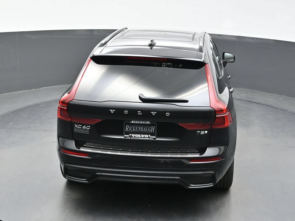 New 2026 Volvo XC60 T8 Plus w/ Climate Package PRO AWD/4WD image 32
