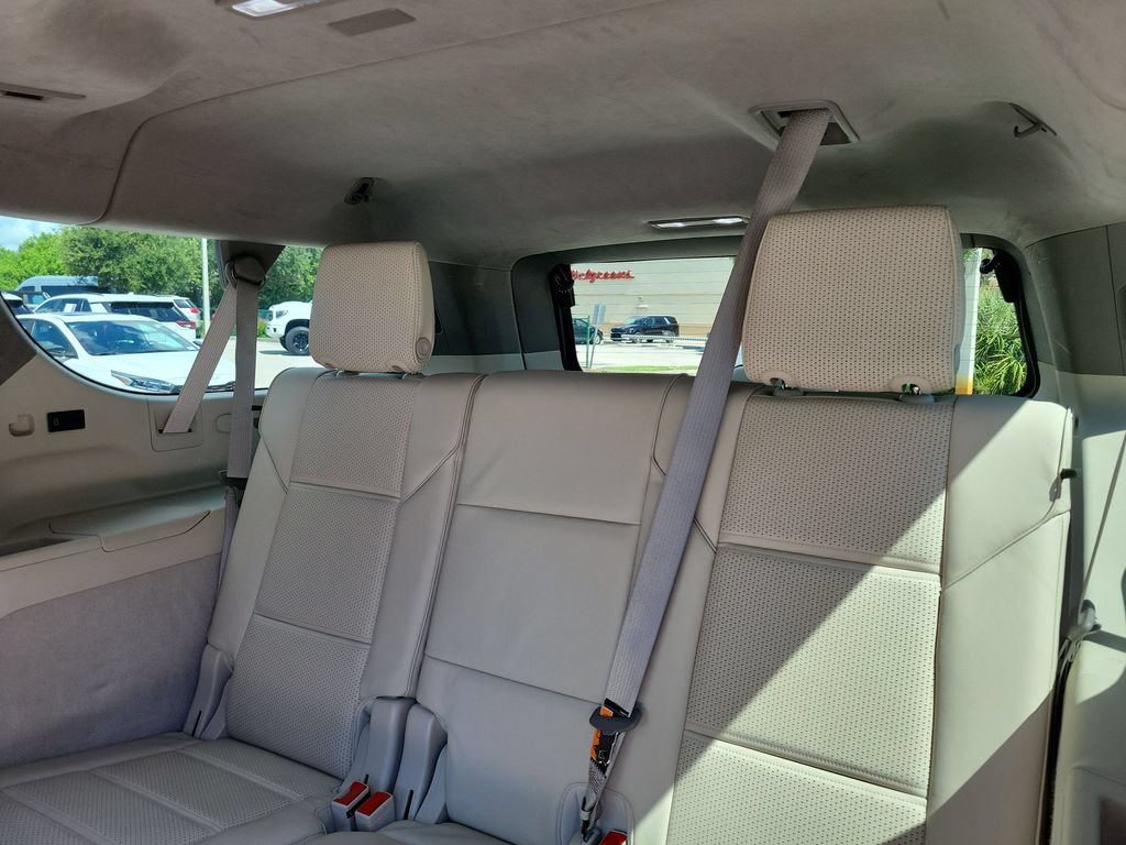 Used 2025 Cadillac Escalade ESV Sport Platinum w/ LPO, Floor Liner Package AWD/4WD image 25