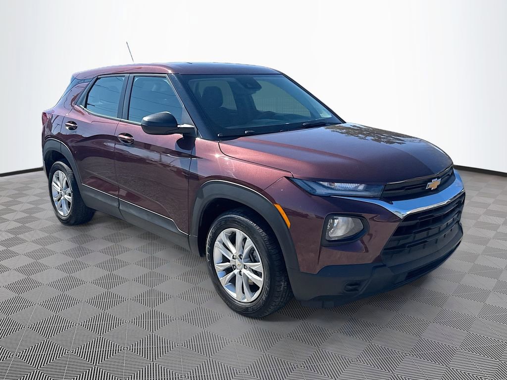 Used 2023 Chevrolet TrailBlazer LS image 3