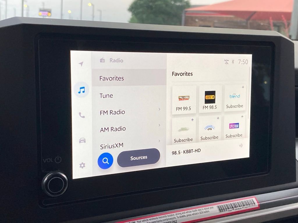 Certified 2024 Toyota Tacoma TRD Off-Road image 21