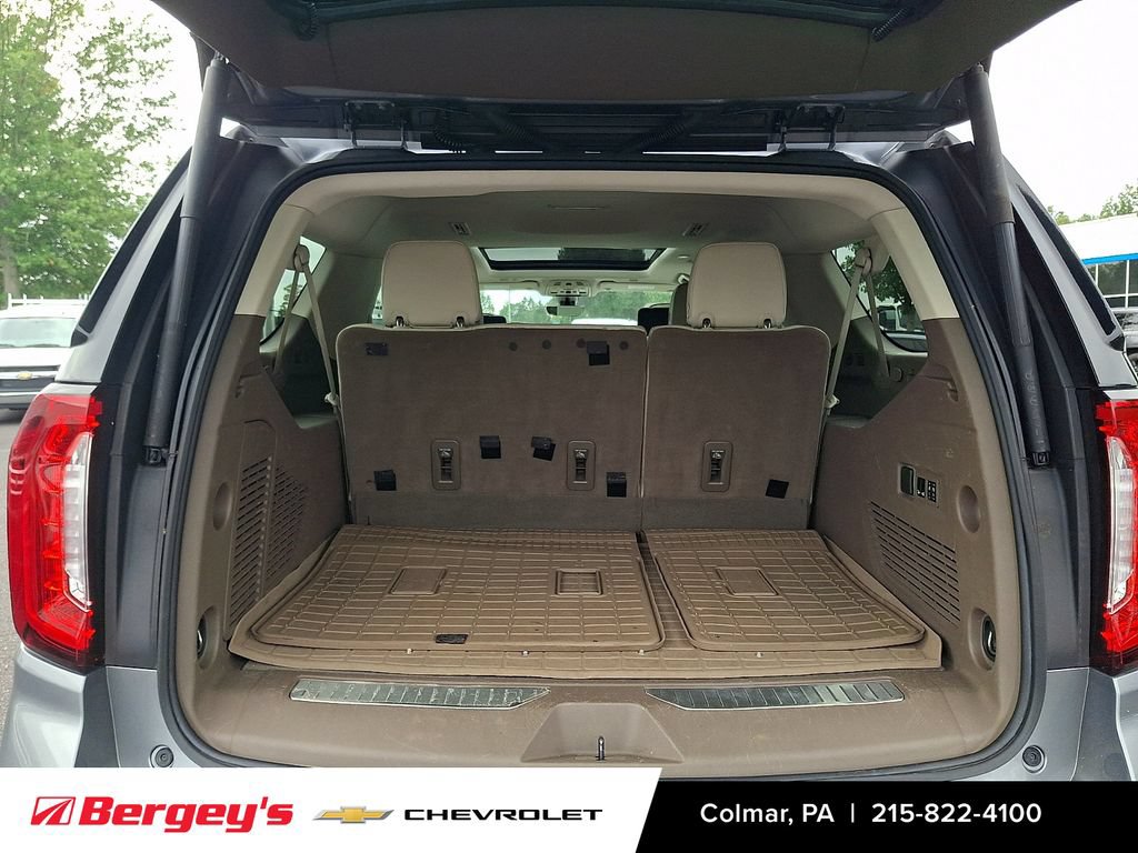 Used 2022 GMC Yukon XL Denali w/ Denali Ultimate Package AWD/4WD image 35