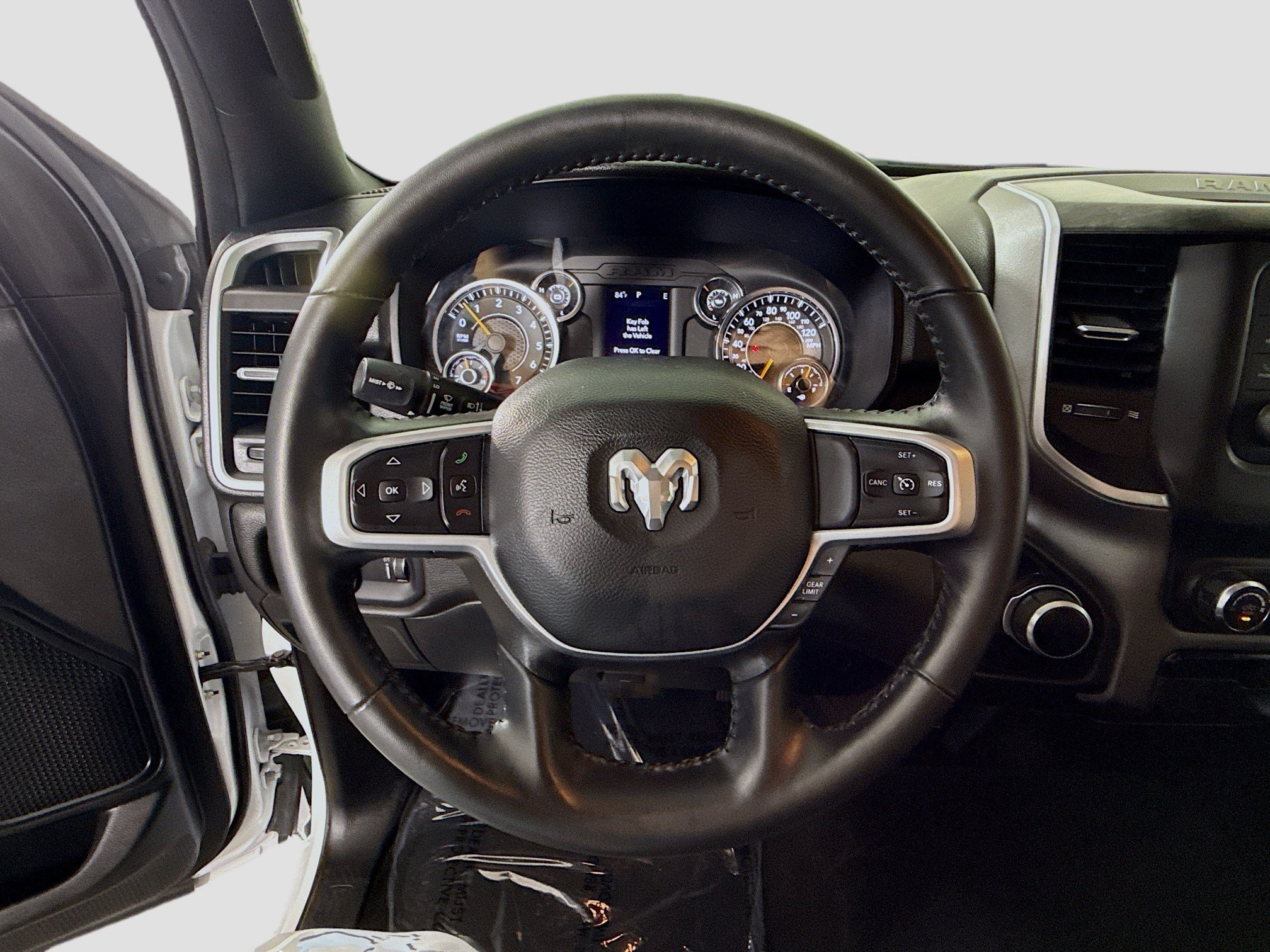 Used 2022 RAM 1500 Big Horn AWD/4WD image 13