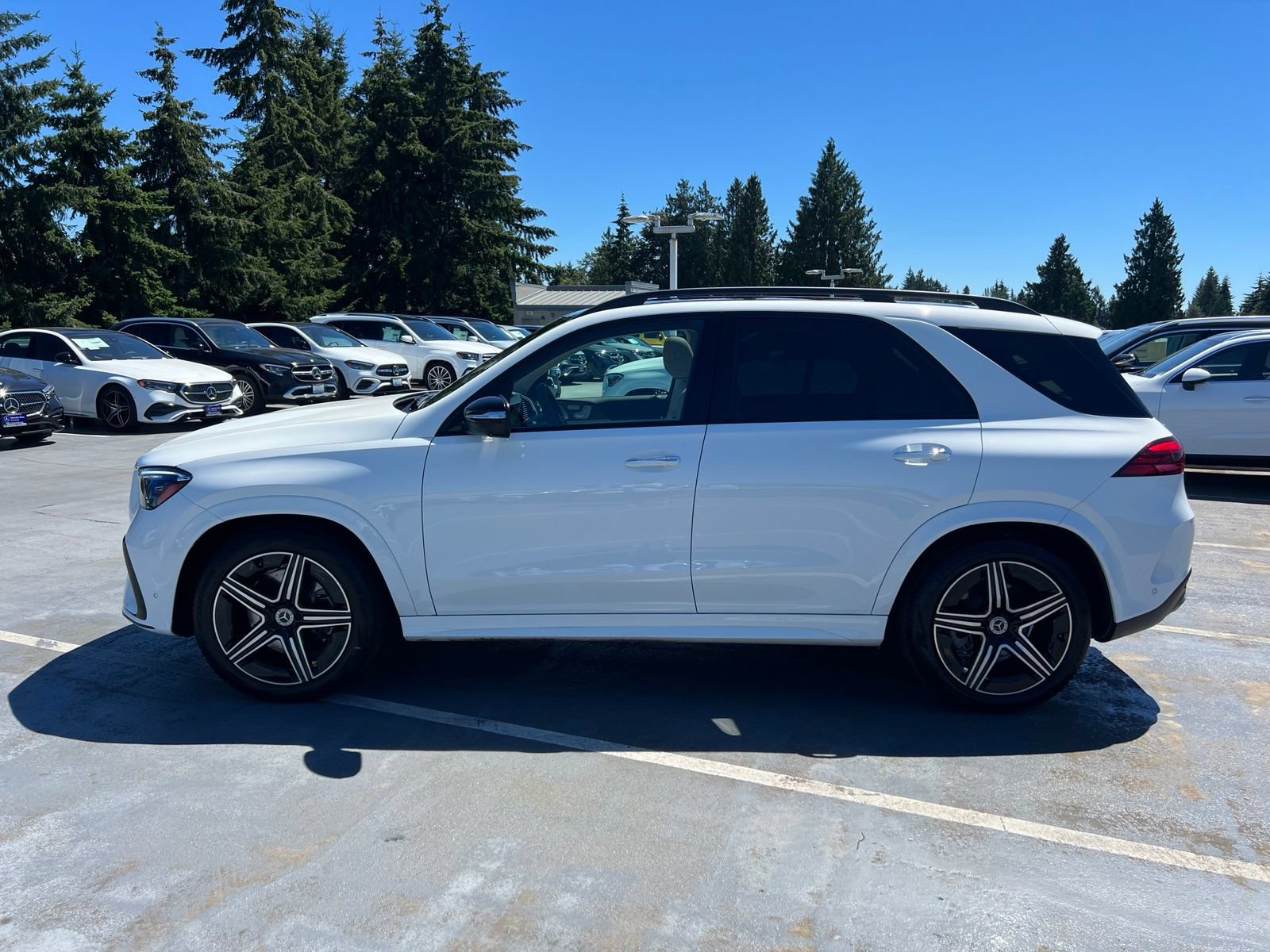 Used 2024 Mercedes-Benz GLE 580 4MATIC image 6