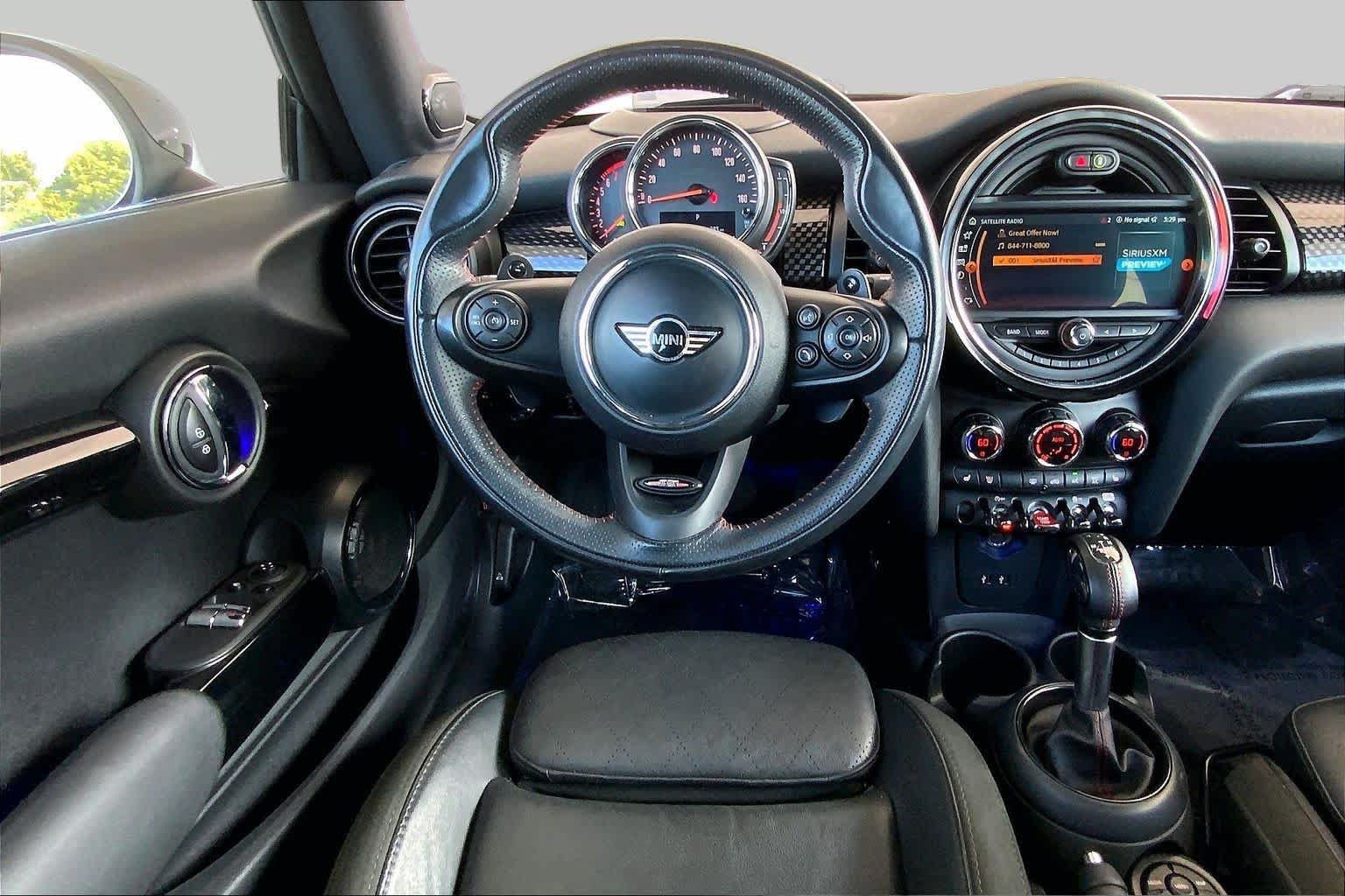 Used 2019 MINI Cooper S w/ Signature Upholstery Package FWD image 6