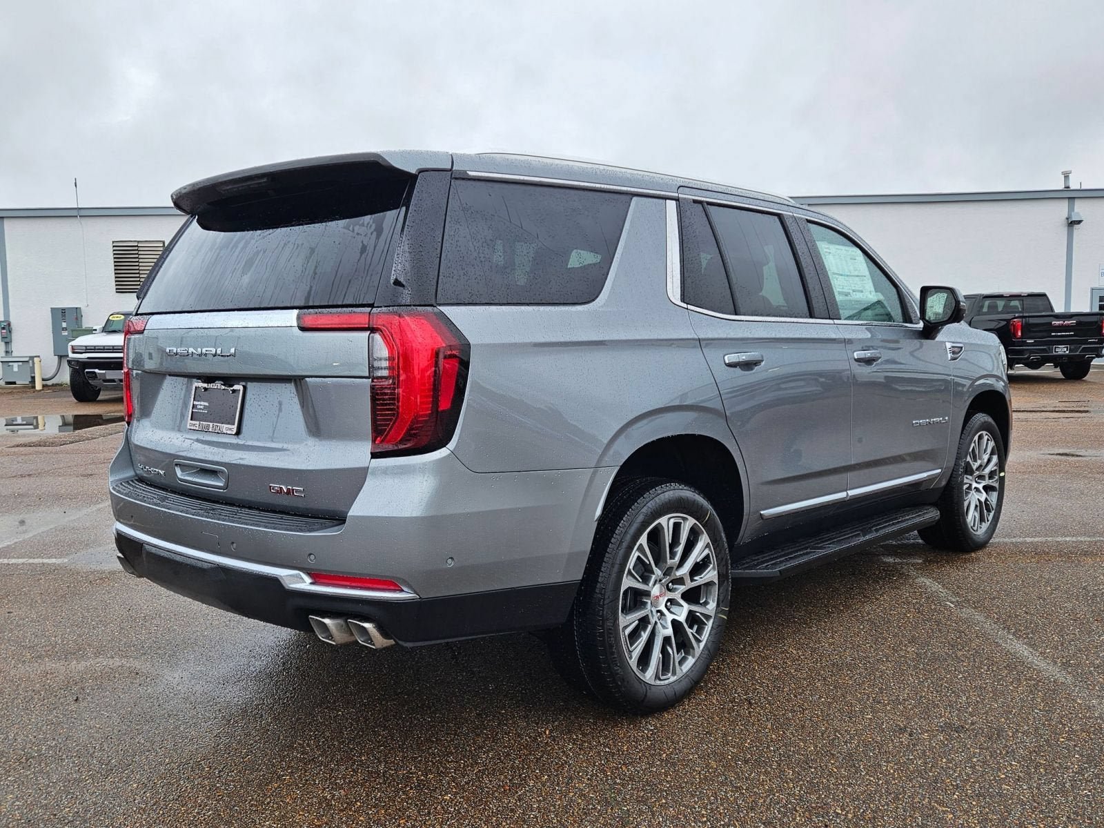 New 2026 GMC Yukon Denali AWD/4WD image 6