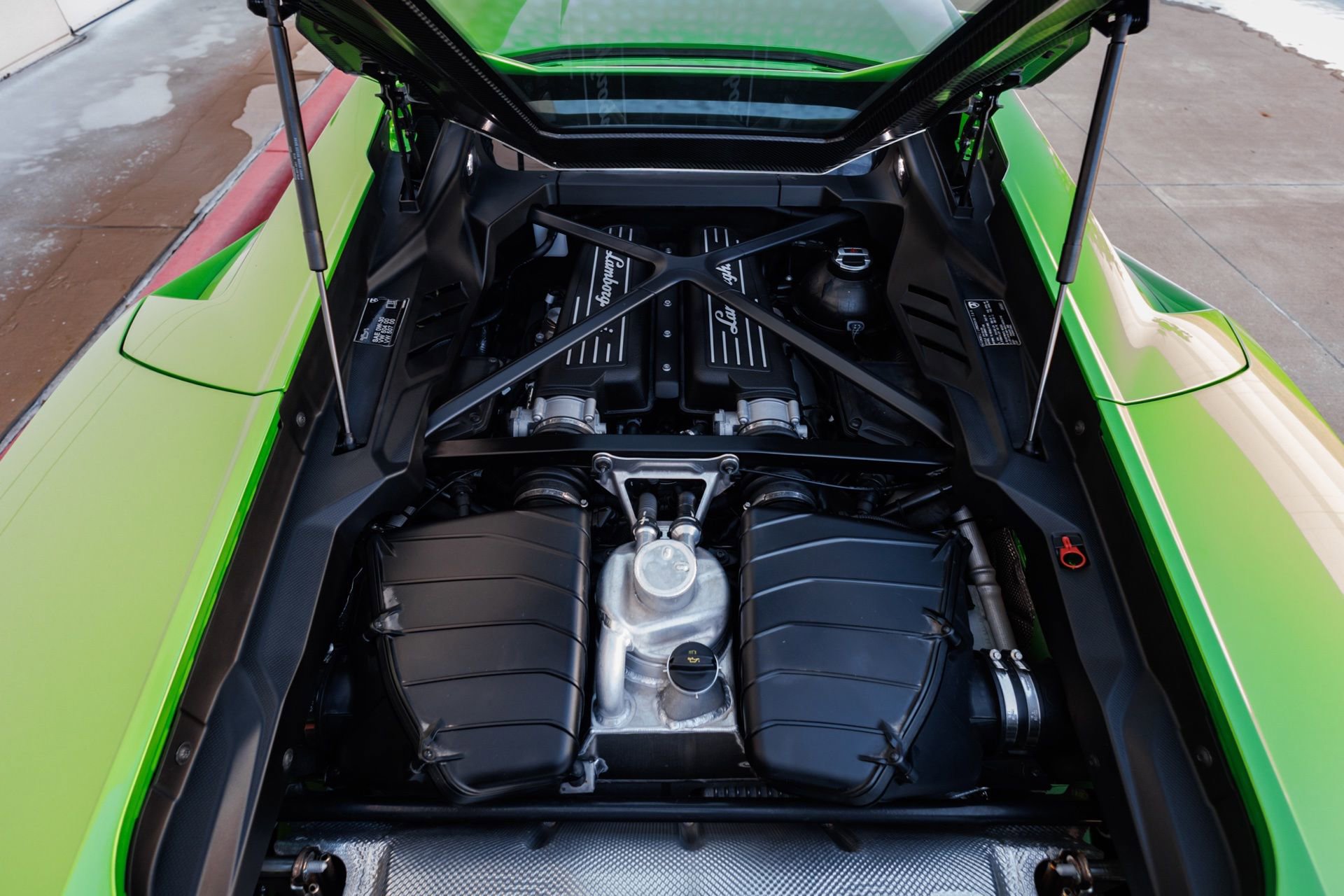 Used 2023 Lamborghini Huracan Tecnica image 49