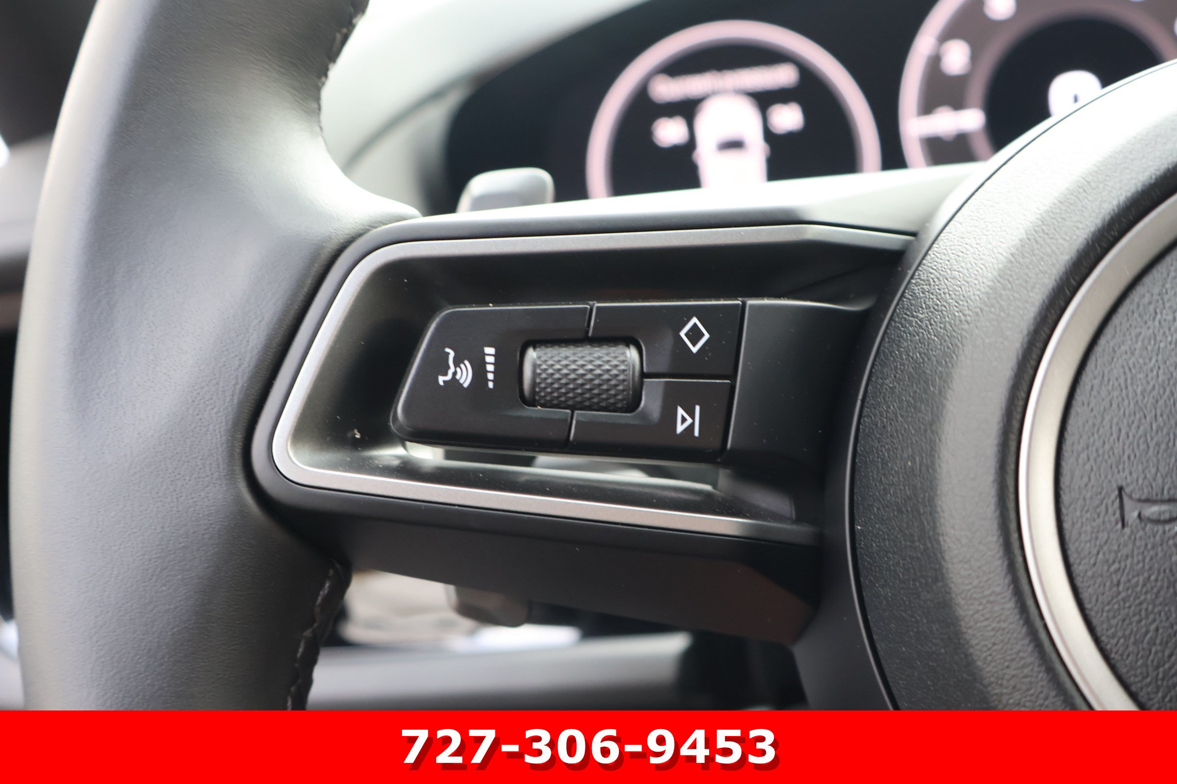 Used 2026 Porsche Panamera image 25