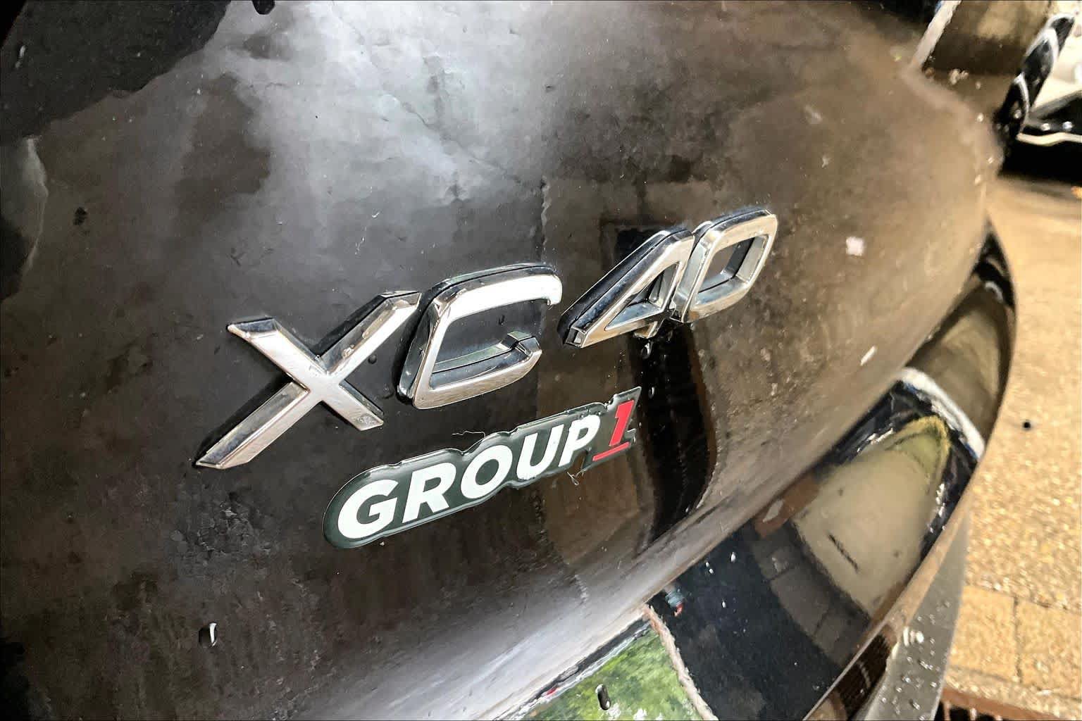 Used 2024 Volvo XC40 B5 Plus w/ Climate Package AWD/4WD image 10