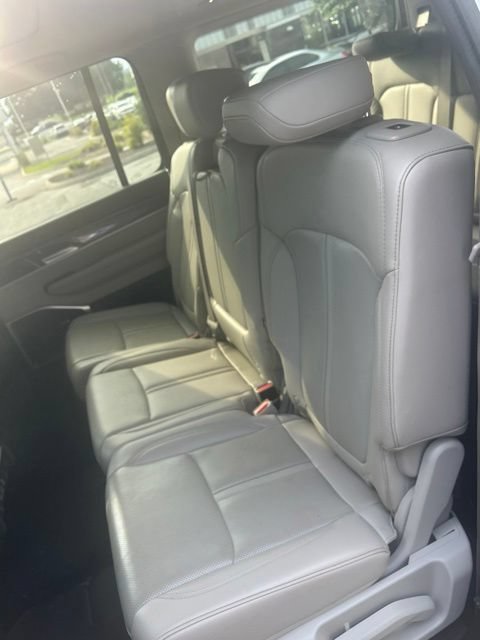 Used 2024 Jeep Wagoneer 4WD w/ Premium Group I image 32
