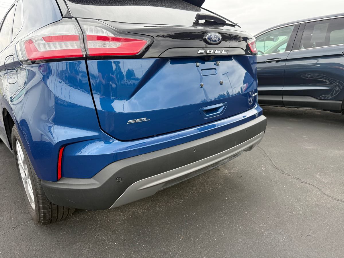 Used 2023 Ford Edge SEL w/ Convenience Package AWD/4WD image 8