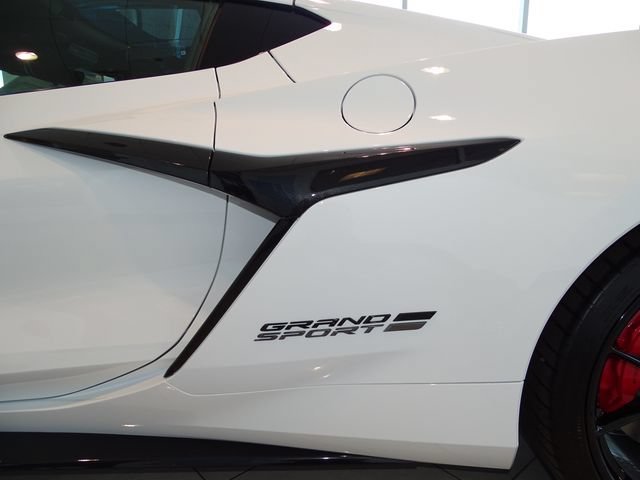 New 2027 Chevrolet Corvette Grand Sport w/ Z52 Sport Performance Package RWD image 10