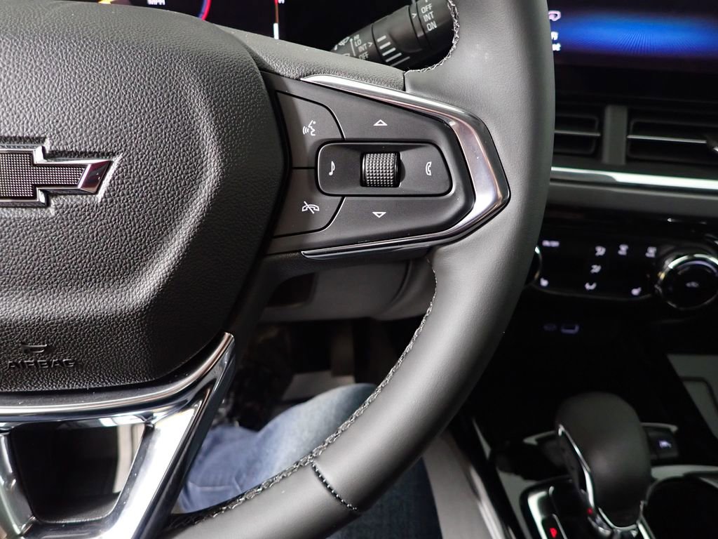 New 2026 Chevrolet Trax ACTIV FWD image 25