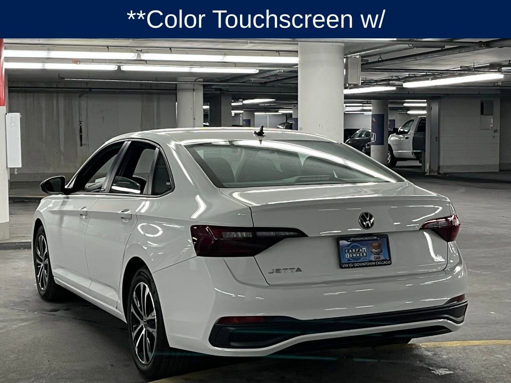 Used 2024 Volkswagen Jetta Sport image 5