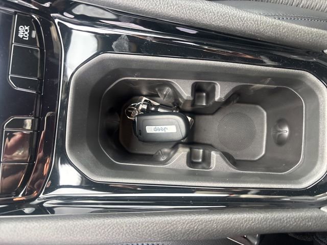 New 2026 Jeep Compass Latitude AWD/4WD image 31