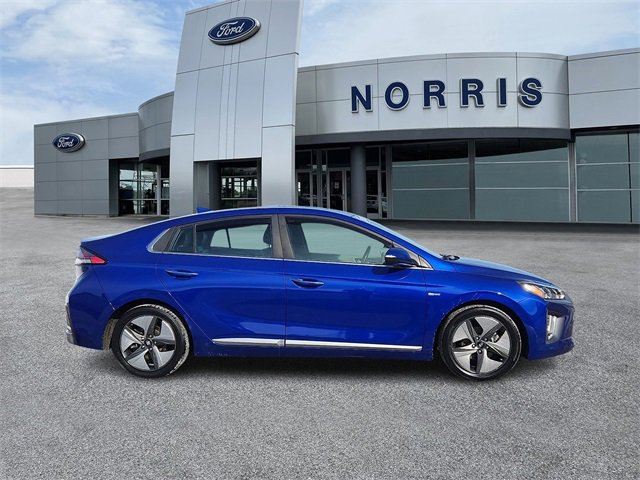 Used 2020 Hyundai Ioniq Limited image 5