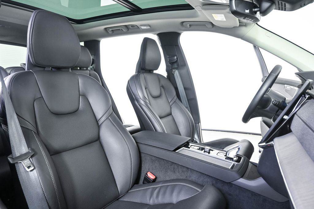 Certified 2026 Volvo XC90 B6 Ultra AWD/4WD image 26