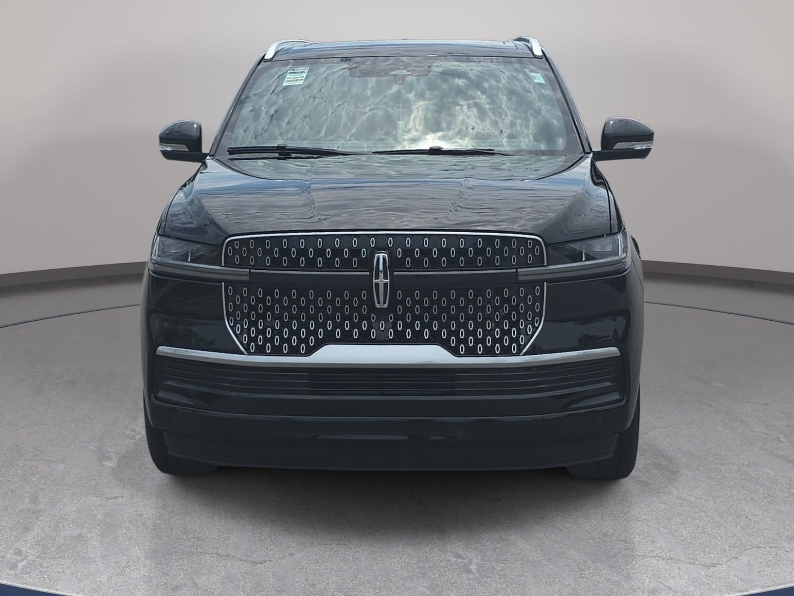 New 2026 Lincoln Navigator L Reserve AWD/4WD image 2