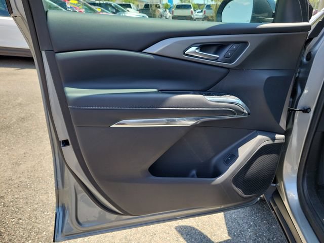 Certified 2026 Chevrolet Traverse LT w/ Sun and Wheel Package FWD image 22