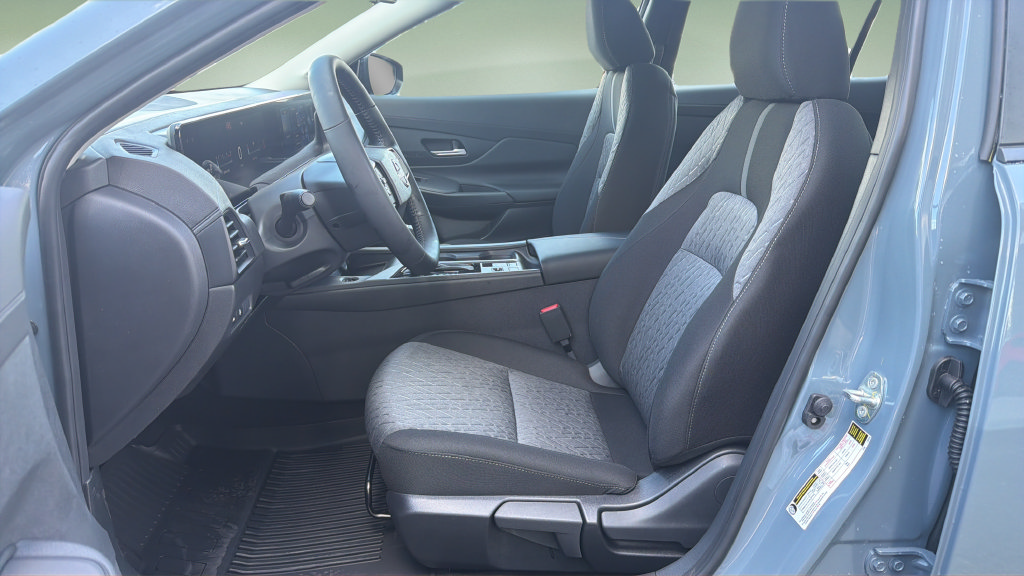 New 2027 Nissan Sentra SV w/ SV Convenience Package FWD image 19