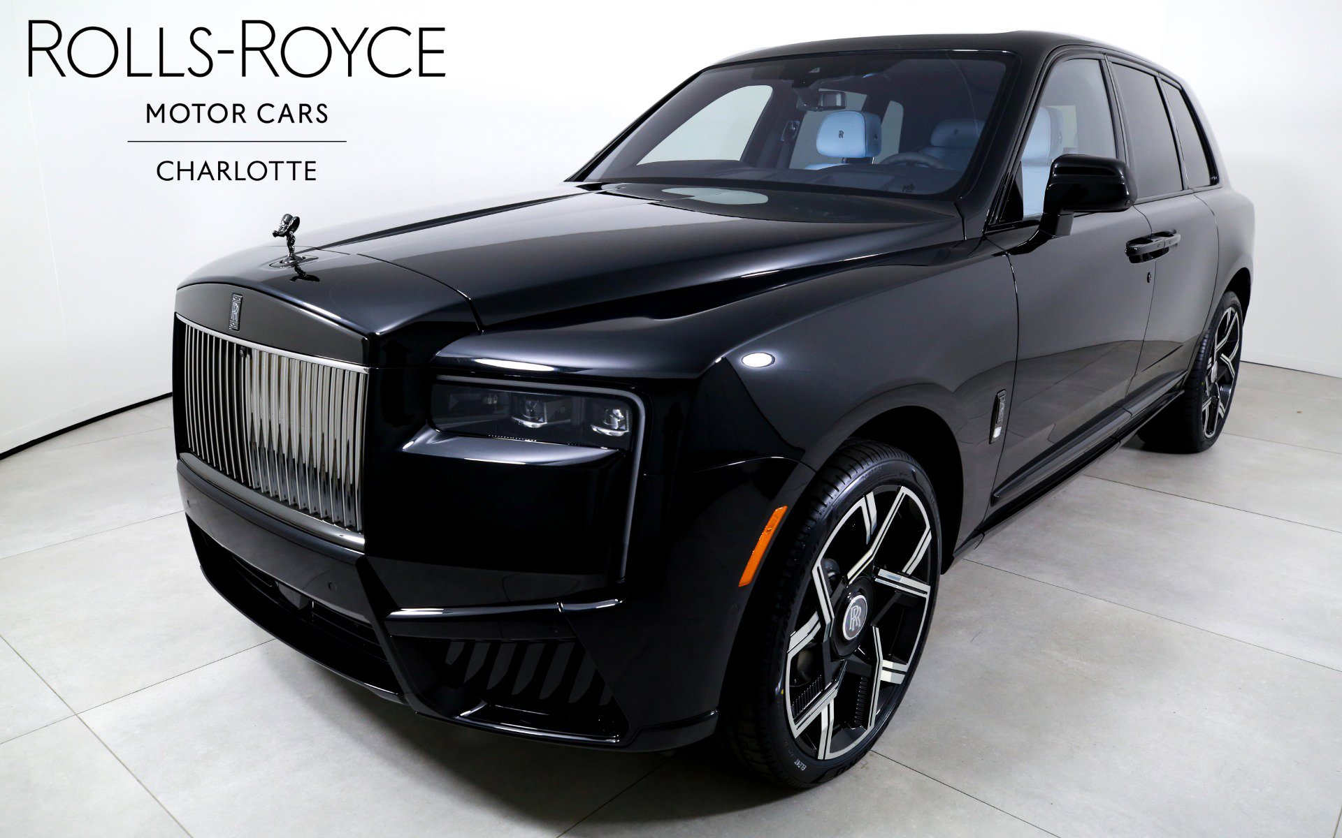 New 2027 Rolls-Royce Cullinan Black Badge AWD/4WD image 1