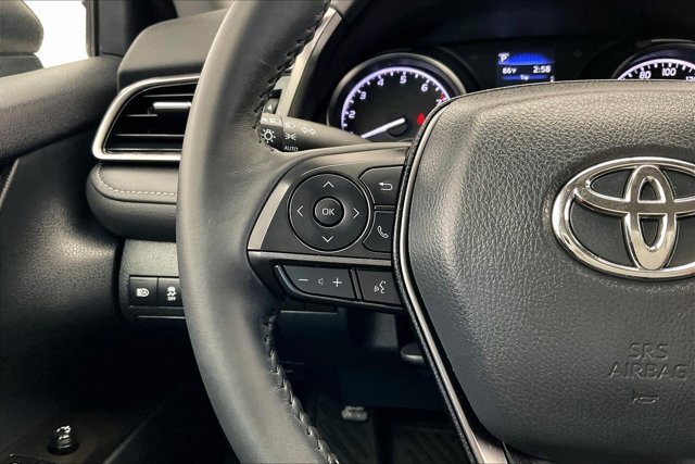 Used 2024 Toyota Camry SE image 21